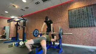 105kg 2 second pause bench