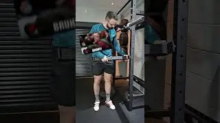 How to set up safety arms for Squats #strengthandconditioning streng