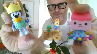 Bluey vs Gabby's Dollhouse Celebration. DAY 13 Vlogmas Advent Calendar Smurfs Little People Jake