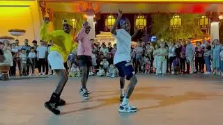 Singeli dance🇹🇿🕺  somewhere in China Kunming City🇨🇳#singelidance #singeli #kunming #lanzhou  #china 