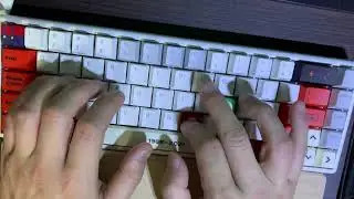 NIZ Atom 68 タイピング