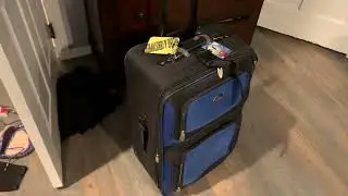 U S  Traveler New Yorker Lightweight Softside Expandable Travel Rolling Luggage Set Review
