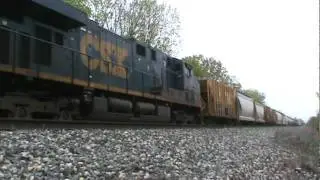 Q332 glides into Avon with a stop signal turning to an approach