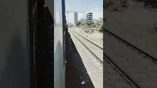 Local train Mumbai #youtubeshorts #youtubevideos #masti #love #localtrain #instagram #youtube