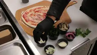 Pizza assembly example