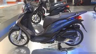 Piaggio Medley 150 (2020) Exterior and Interior