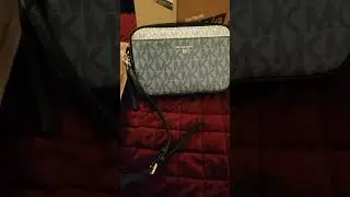 michael kors first expression jet set charm east/west bag and coach nolita 15 unboxing