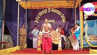 Yakshagana - Dinesh Kodapadavu as Darshana Paatri
