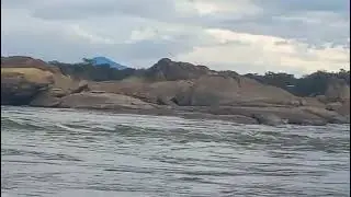 Descendo a corredeira para chegar no Quilombo 