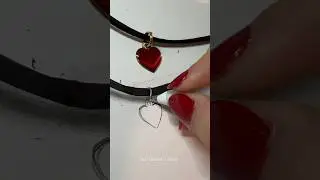 Drawing a realistic necklace &hearts;️🥀 #creative #artideas