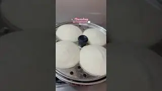 Breakfast 🍛#idlisambhar #breakfast #sundaymorning #fypage #vitalshorts #dailyvlogs #cooking #goals