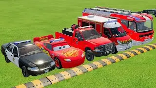 DACIA, MCQUEEN CAR, FORD POLICE CARS, AMBULANCE EMERGENCY TRANSPORTING WITH TRUCKS ! FS22 #12