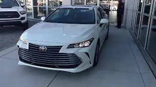 2020 Toyota Avalon XLE