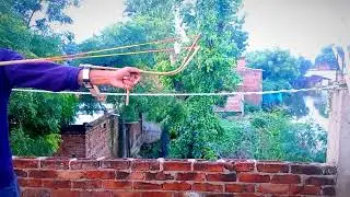 Hand made aim practice for catapult (प्रैक्टिस करने के लिए गुलेल)