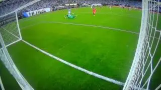 Gary Medel tries to save his team