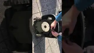Remove cover Husqvarna 305 2020