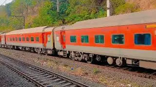 Train no.22183 Saket express 