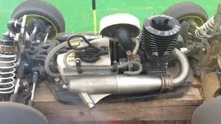 Agama A8 1/8 Buggy test Engine novarossi