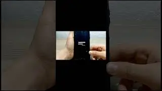 Phone frozen? 😱 Watch this quick trick to fix a frozen screen fast! #iphonerepair #techtutorial #diy