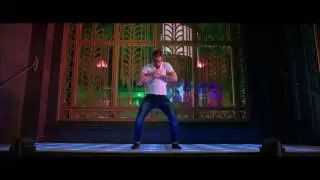 Chris Hemsworth and police dance HD