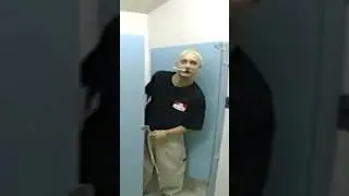Eminem Freestyles In The BATHROOM