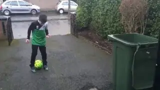 Football Freestyle and Bin Shots Montage
