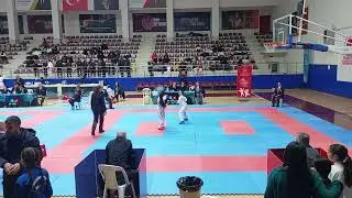 İstanbul Yıldızlar karate ligi 2014 doğumlu - 32 kg kumite müsabakası (ao) mavi 1. Tur maçı