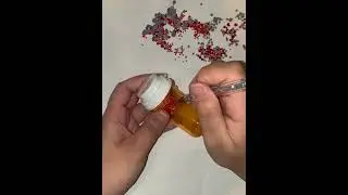 DIY RHINESTONE PILL BOTTLE