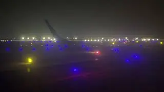 IndiGo Post Landing Announcement | Safety Briefing | Taxiway | Airbus 321 | #airbus #runway #chennai