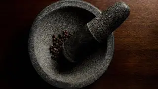 ASMR | Pepper Grinding in Traditional Stone Grinder.