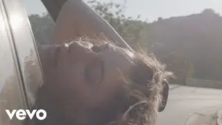 Niia - Throw My Head Out the Window | Official Video