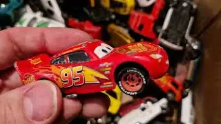 Ouverture de colis surprise &agrave; 5 et 10 euros - Contenu Majorette, Hotwheels, Norev, Matchbox 