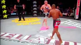 Darrell Horcher vs. EJ Brooks - Bellator 77