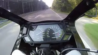 Kawasaki GPX 600 R acceleration 0-200 km/h