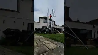 Mi tower erection. #scaffolding #tower #cleaning #roof