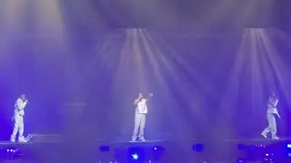 MOVIE ( ENTRÉE SUR SCÈNE ) - L2B - ZÉNITH PARIS - 28 NOVEMBRE 2025