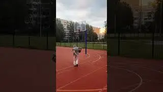 Небольшая разминка перед тренировкой #basketball #training #basketballshorts #reels #nba#layup