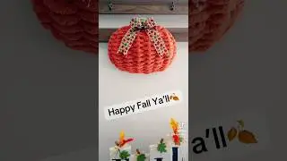 DIY Pumpkin Wreath #diy #pumpkin #falldecor #dollartree