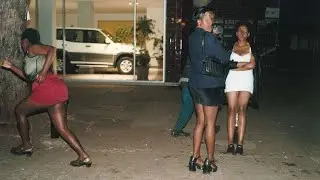 MALINDI NIGHT LIFE | Eating cheap street chicken!!