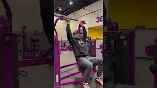 Planet Fitness - Hammer Shoulder press machine w/voiceover
