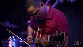 NIKITA DOMPAS | Solo guitar using La Bella Jazz Flats strings | JAKARTAMUSICSTORE.COM SESSIONS