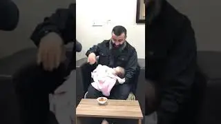 ناونانی منداڵێکی 3 مانگی و خوێندنی ڕوقیەی شەرعی بەسەریدا لەلایەن مامۆستا هەڵۆوە