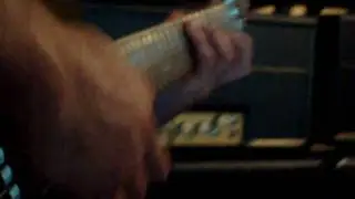 Mike Kerr Super shredding at the NY amp show