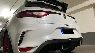 Renault Megan&eacute; 4 RS Trophy R  Acceleration 0 - 200 Km/h - 17 sec - little downslope in the beginning