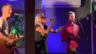 Wendy Oldfield  opens second set with “Burden” live in Cape Town, South Africa Jan 19th, ‘23 🦚
