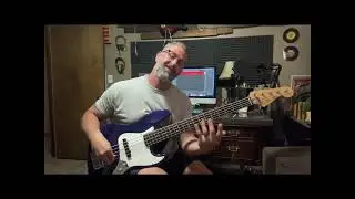 TRITONE BASS GUITAR LICKS