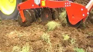 John Deere 7530 with Tulip multi disc 450h
