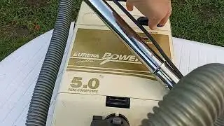 VINTAGE EUREKA RALLY POWERLINE GOLD 3948 CANISTER VACUUM CLEANER WORKING VIDEO