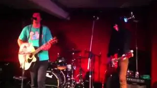 Dan Cribb (The Decline) & Kpax (Local Resident Failure) - Showetime in The Slammer (live acoustic)