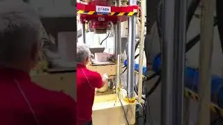 installation and commissioning of 10kg salt block press machine